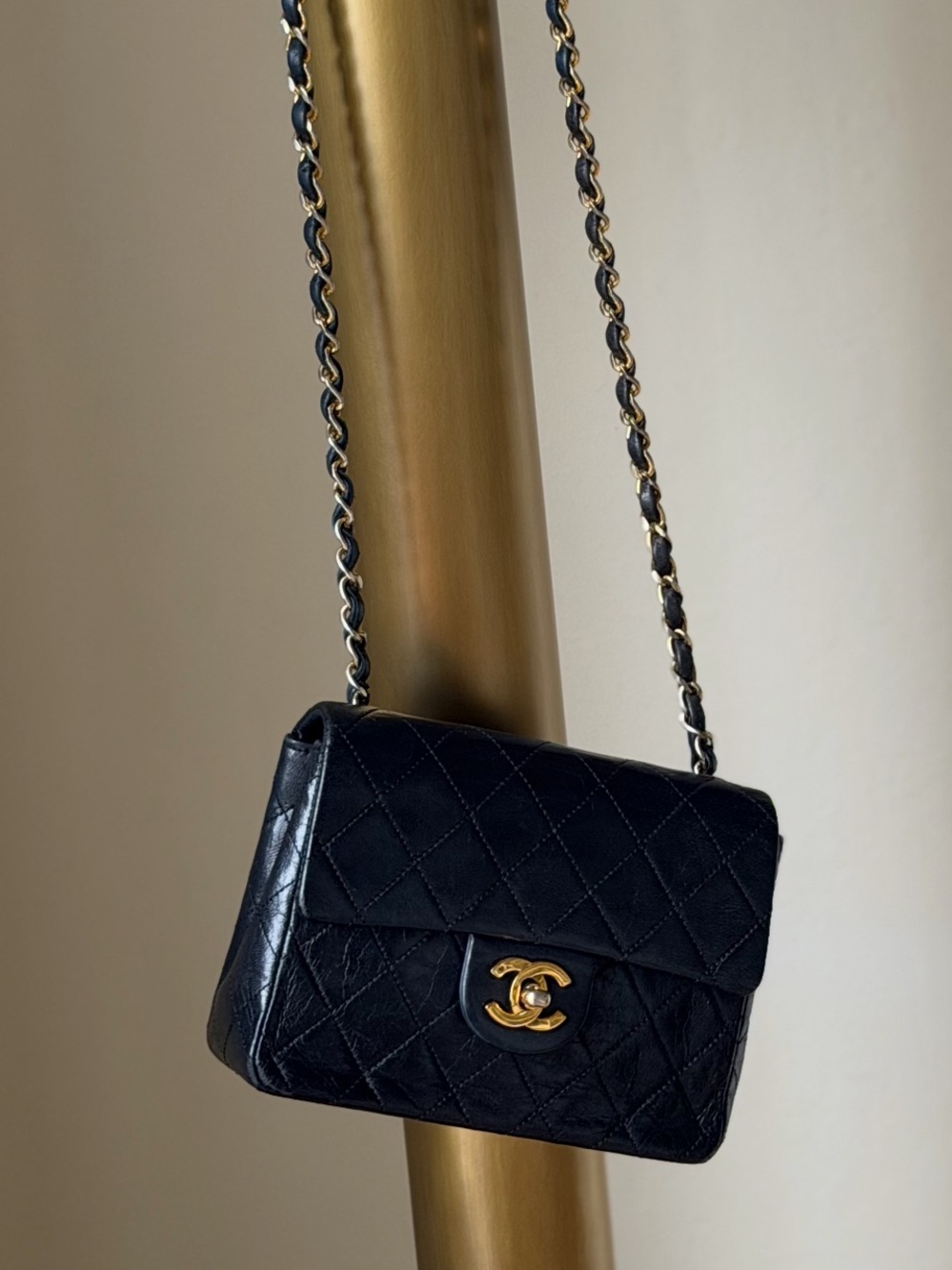Authentic CHANEL classic from Paris in early 1980’s - Picture 6 of 16
